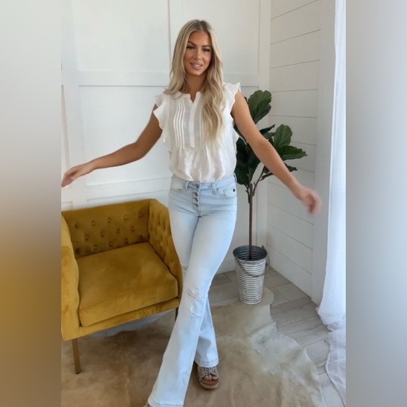 KanCanLight Wash Button Fly Distressed Flare Leg Jeans Brand New - Picture 9 of 10